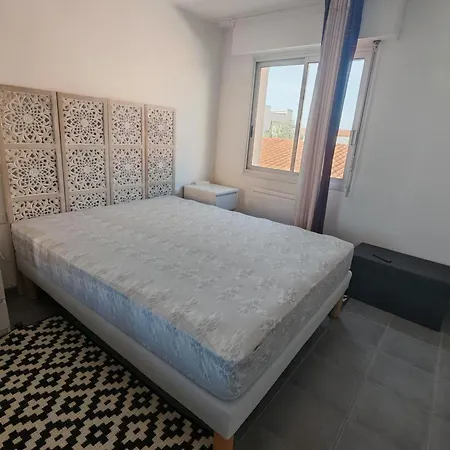 Renove A 350 M De La A - Fr-1-732-105 Canet-en-Roussillon